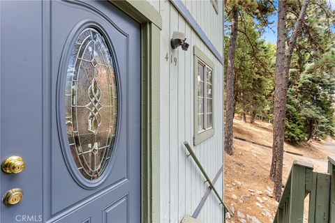 A home in Cedarpines Park