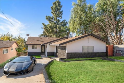 A home in Tujunga