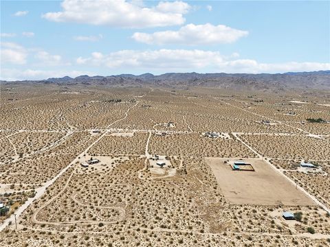 A home in Johnson Valley