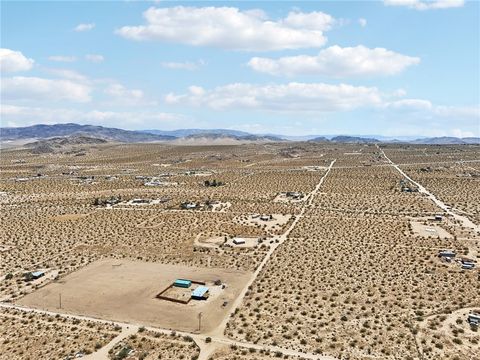 A home in Johnson Valley