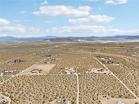 A home in Johnson Valley