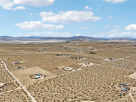 A home in Johnson Valley