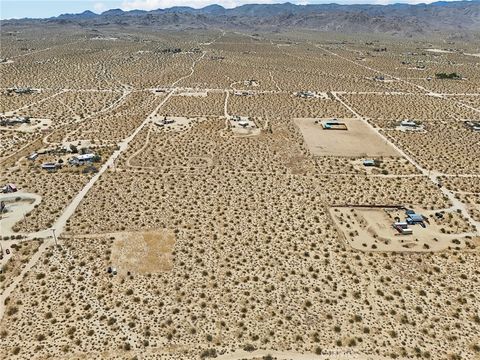 A home in Johnson Valley