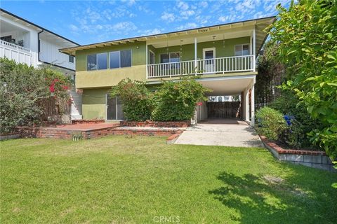 A home in Manhattan Beach