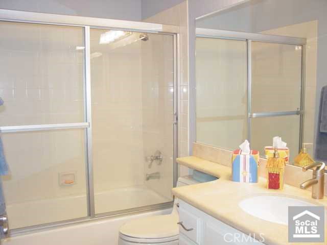 This home and its location feels like you are on vacation year round. Short stroll to HB Pier,Ocean, sand, and Main street. Walkway leading to home front door separates unit from the rest . Vaulted ceilings. PRIVATE REAR WRAP AROUND PATIO
WITH NO ATTACHED WALLS TO ANY OTHER HOME. Both bedrooms have no attached walls to any other home and no one above you as this is a penthouse. Feels like a SFR. Steps to ocean, HB pier,sand , PACIFIC CITY OCEAN VIEW SHOPPING. No interior stairs. Fireplace, Indoor laundry hook ups in a laundry room area, private storage closet, Large private attic. Granite counters and stainless steel kitchen W/ breakfast bar seating. Newer ceramic plank flooring throughout. No carpeting.