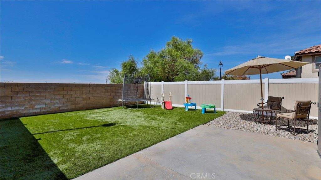 listing image 130724500240488091605