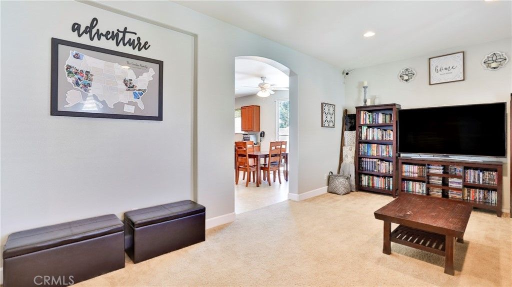 listing image 130726449779768470700