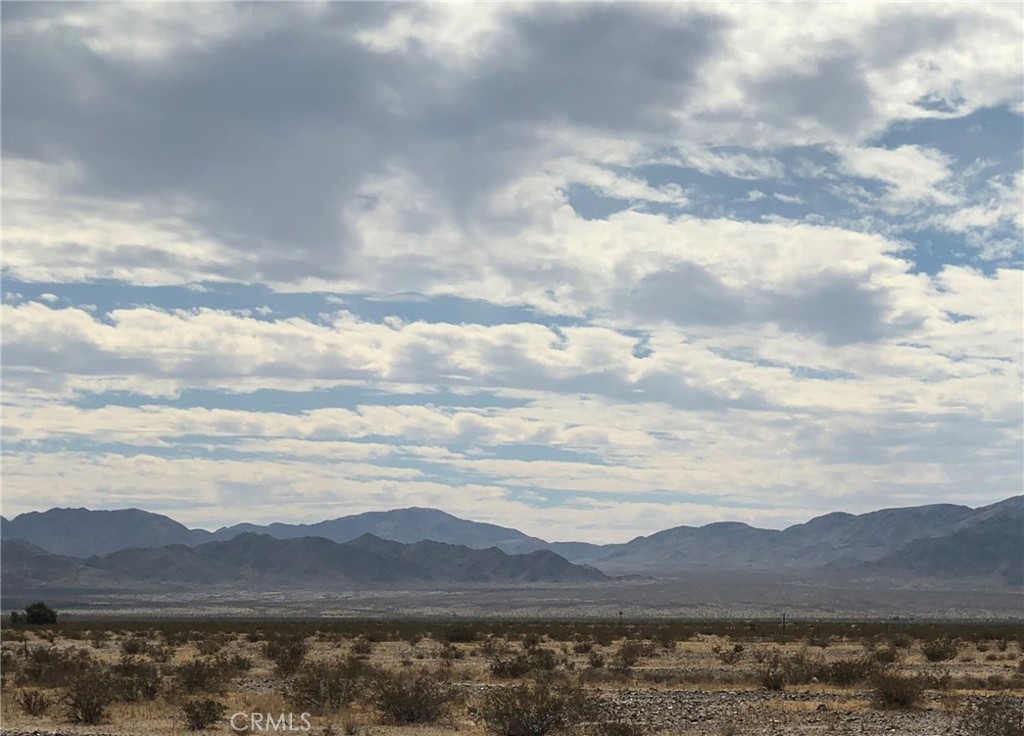 62718123 AMBOY RD BETWEEN PARKER RD & MASON DR