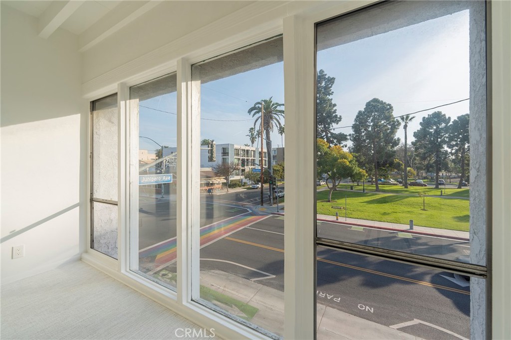 231 Junipero Avenue 10