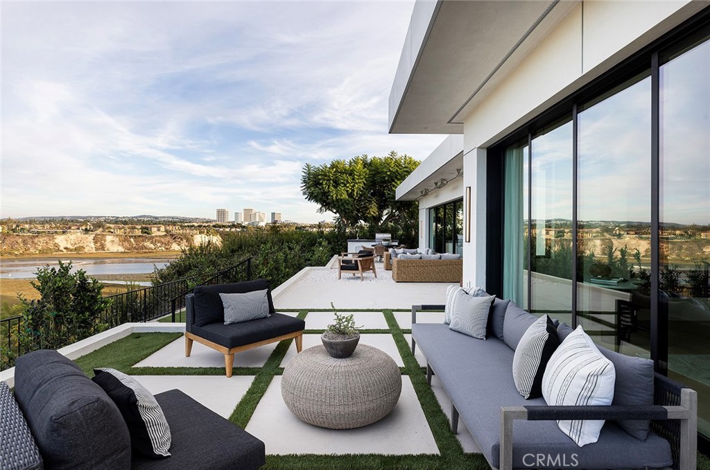 1424 Galaxy Drive