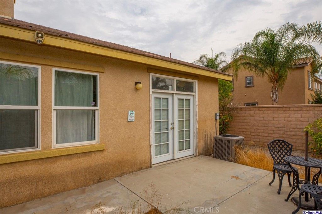listing image 130722808556924965174