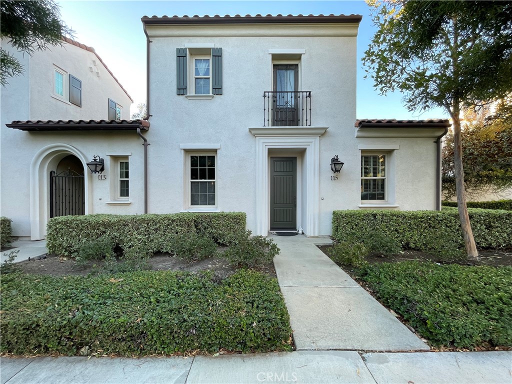 Beautiful 3-Bedroom Home in Prestigious Woodbury Community, Irvine
Discover this stunning 3-bedroom, 2.5-bathroom home in the highly sought-after Woodbury Community of Irvine. With 1,951 sq. ft. of interior space, this home is thoughtfully designed to provide both comfort and style. The downstairs master suite offers privacy and features a spacious walk-in closet, a soaking tub, and a separate shower. Two additional well-sized bedrooms are upstairs.
Enter through a beautiful French door to find an open-concept kitchen equipped with stainless steel appliances, Quartz countertops, a gas cooktop with power hood, and ample cabinetry. The living area boasts sleek flooring running through the whole house.
The home includes a 2-car garage and plenty of space throughout. Outside, enjoy a wrap-around cozy backyard.
Located within short distance to award-winning public schools, scenic parks, and just 20 minutes from world-class shopping, and fine dining. Convenient access to the 5, 405, 133, 241, and 261 freeways makes commuting easy. Woodbury Community amenities include multiple pools, a clubhouse, and beautifully landscaped parks.
This is more than just a house—it's a place to call home!