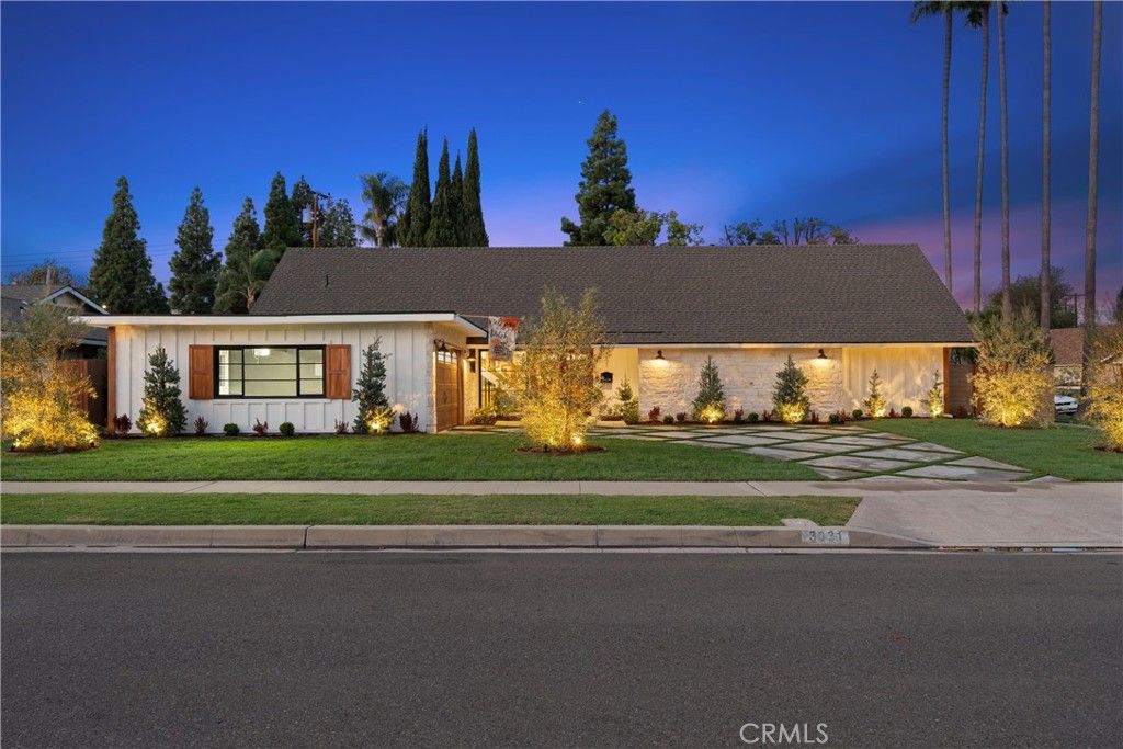 listing image 130726338126321808708