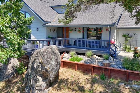 A home in Ahwahnee