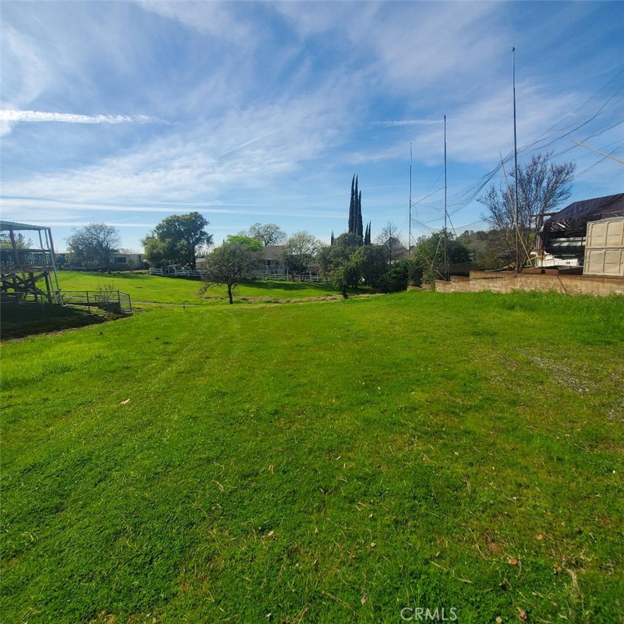 Prime Vacant Lot in Kelly Ridge Estates – Ready to Build!
This spacious lot comes with completed plans for a 3-bed, 2-bath, 2,009 sq. ft. home, making it an excellent opportunity for an owner-builder or a contractor. Plus all water and sewer fees are paid! With a gentle terrain that's easy to build on, the lot offers partial valley views and backs up to the former golf course. Seller willing to carry with half down. Don’t miss this chance to bring your dream home to life—come check it out!