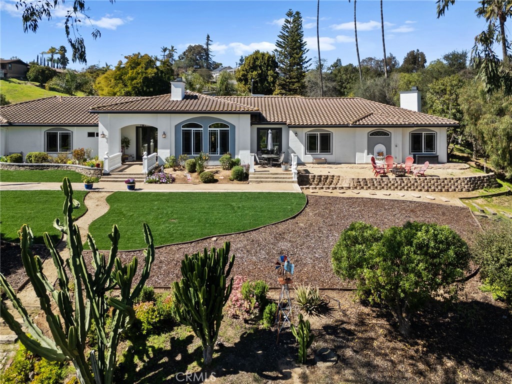 197 Morro Hills Road