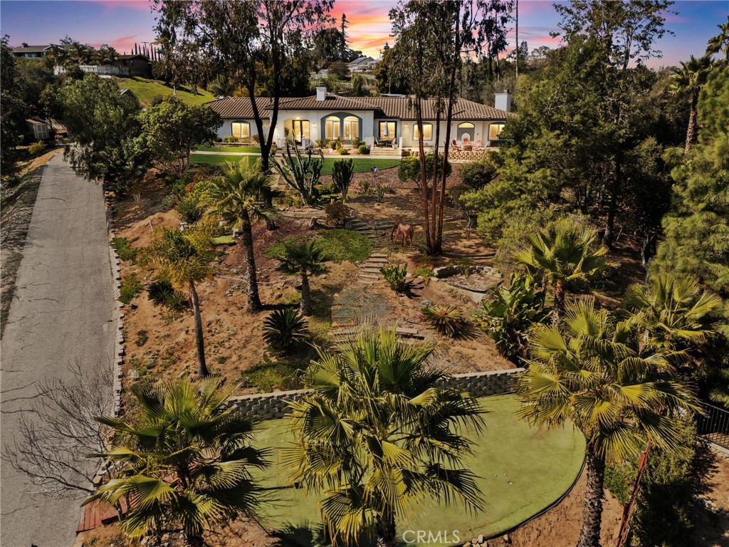 197 Morro Hills Road