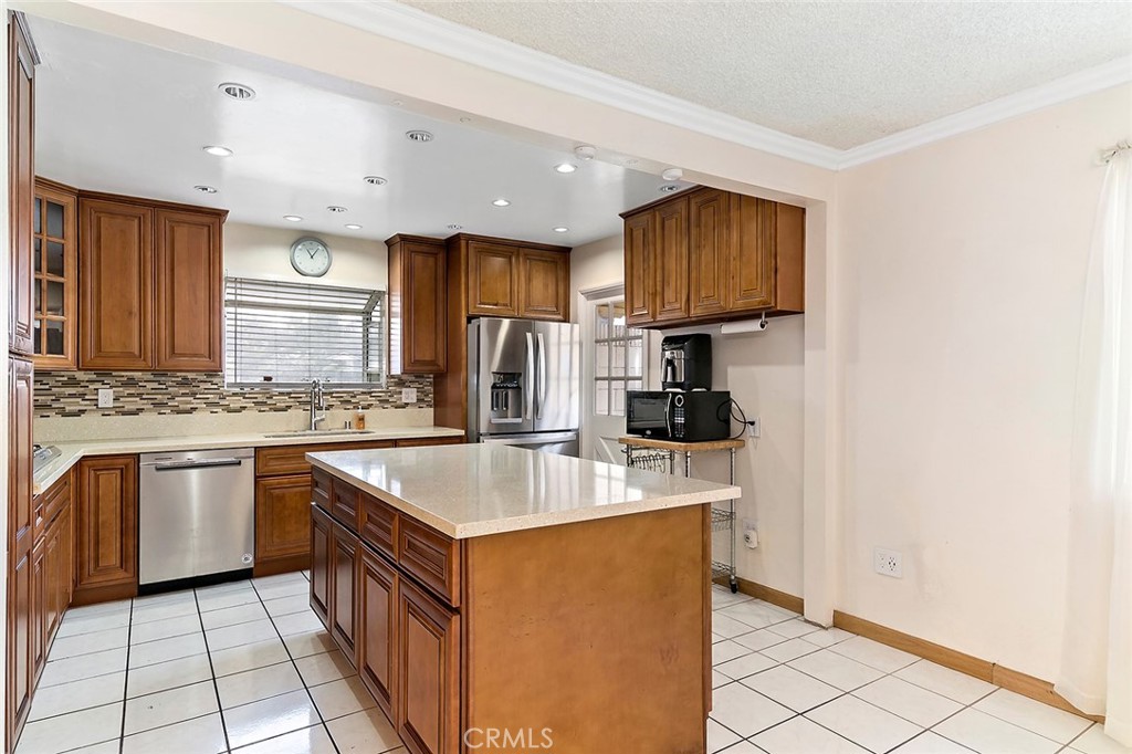 3090 Palo Verde Avenue