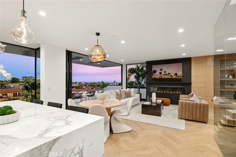 A home in Corona Del Mar