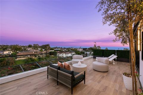 A home in Corona Del Mar