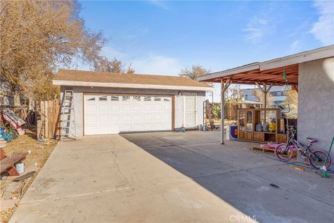 A home in Adelanto