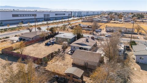 A home in Adelanto