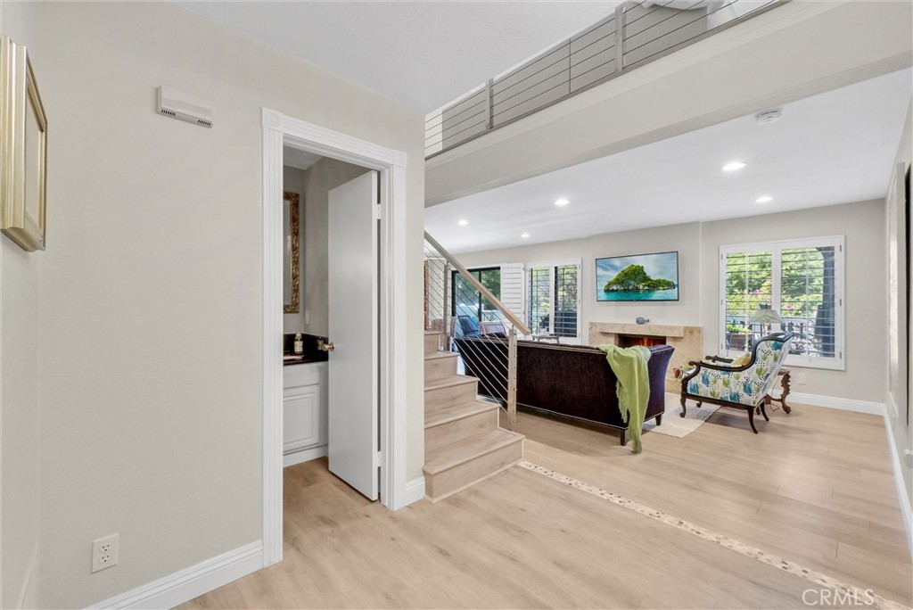 32317 Linda Vista Lane