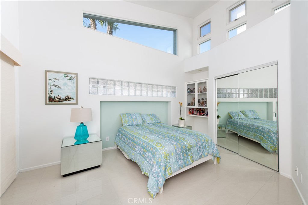 Shore Cliffs (SHOR) - Residential