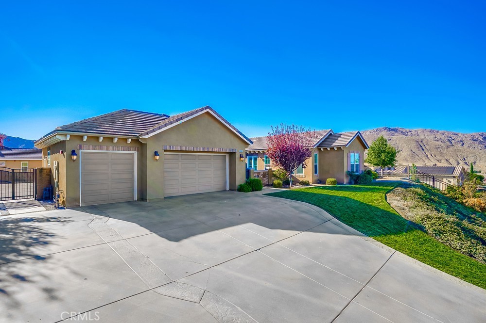 3086 Crystal Ridge Lane
