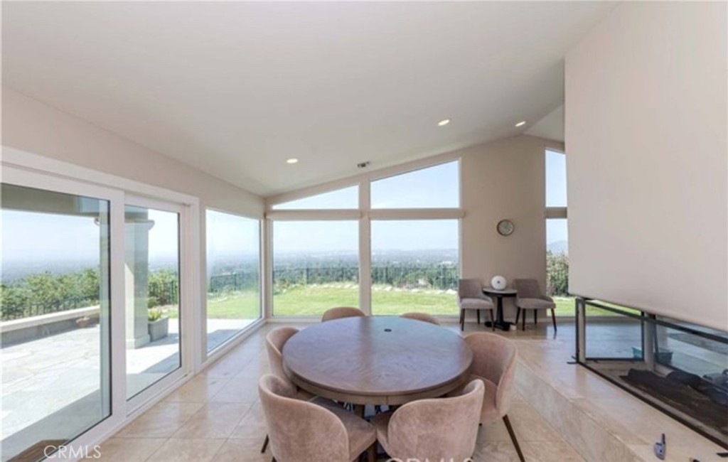 Properties 4 2966 Zane Grey