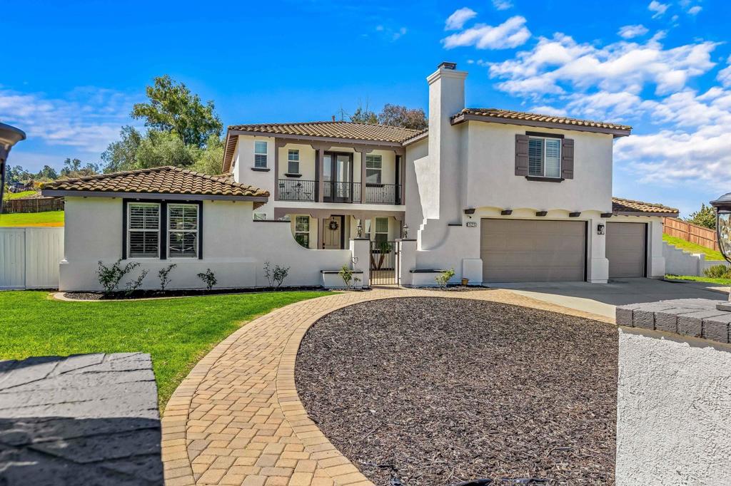 525 Fortuna Avenue