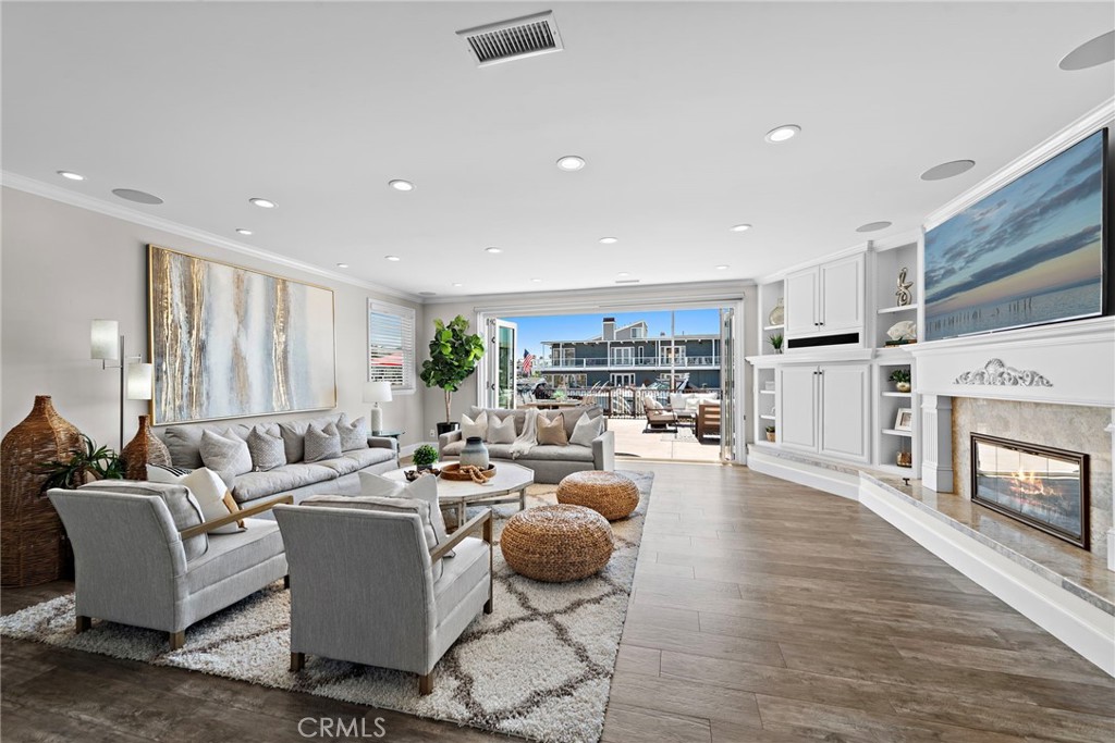 Newport Island (NEWI) - Residential