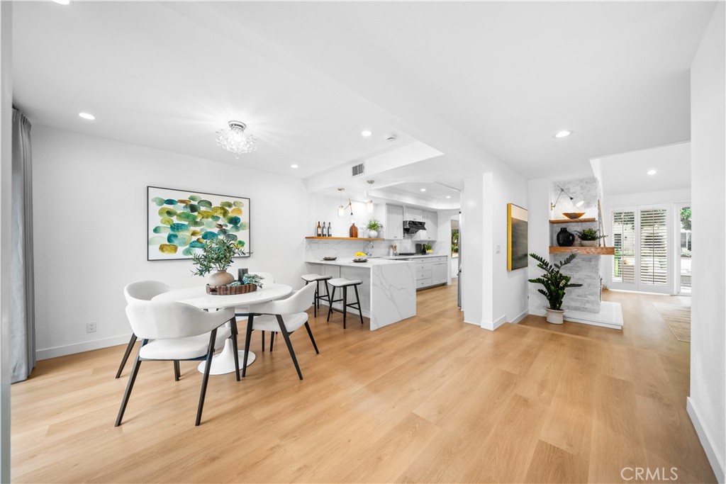456 Vista Roma