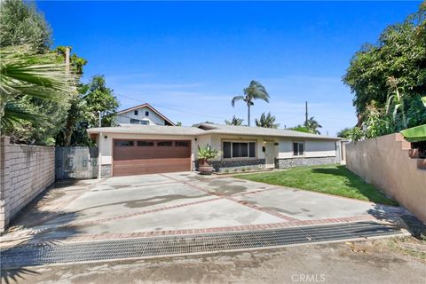 A home in Lomita