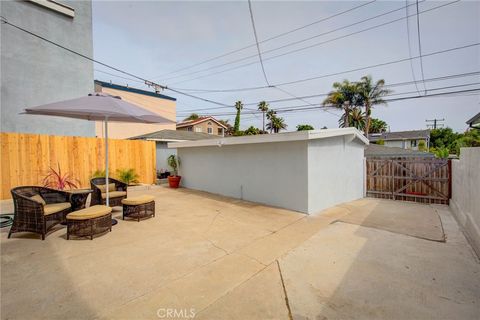 A home in Manhattan Beach