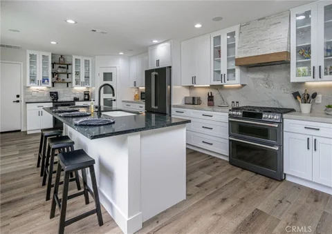 MLS: OC23090798