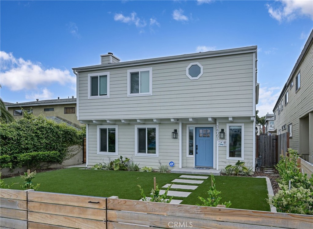 34051 Violet Lantern