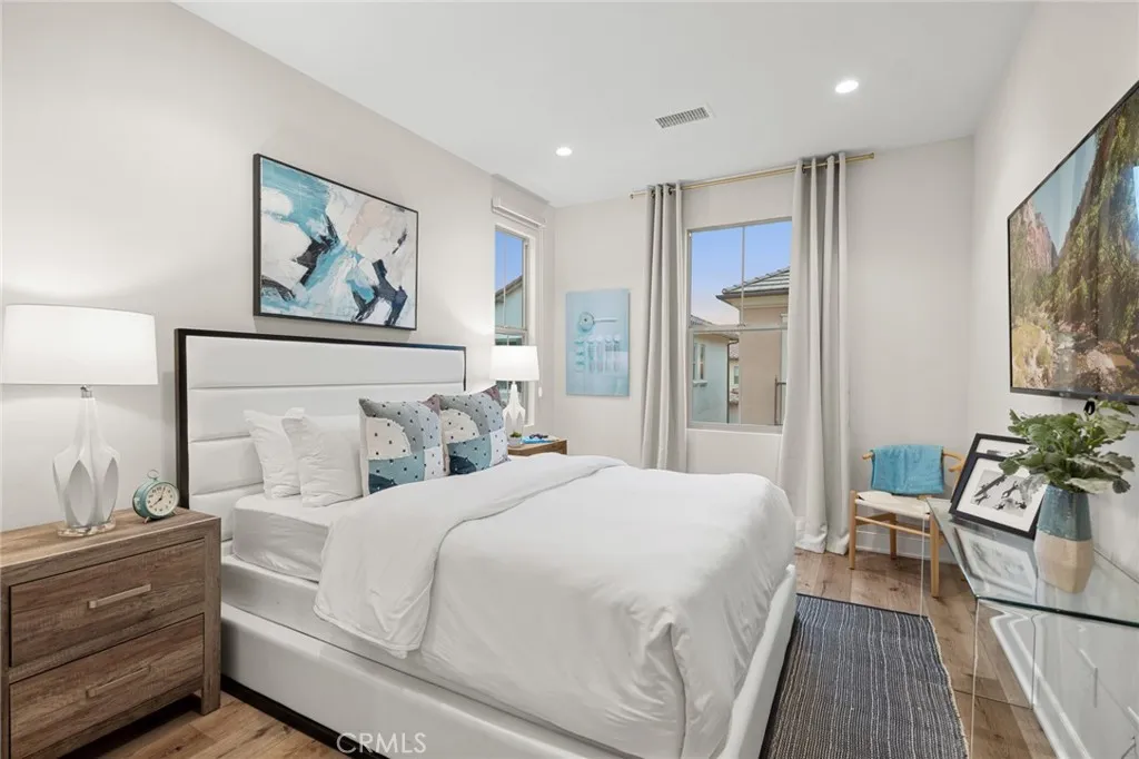 Irvine, California 92618, United States, 3 Bedrooms Bedrooms, ,3 BathroomsBathrooms,Residential,Active,5700