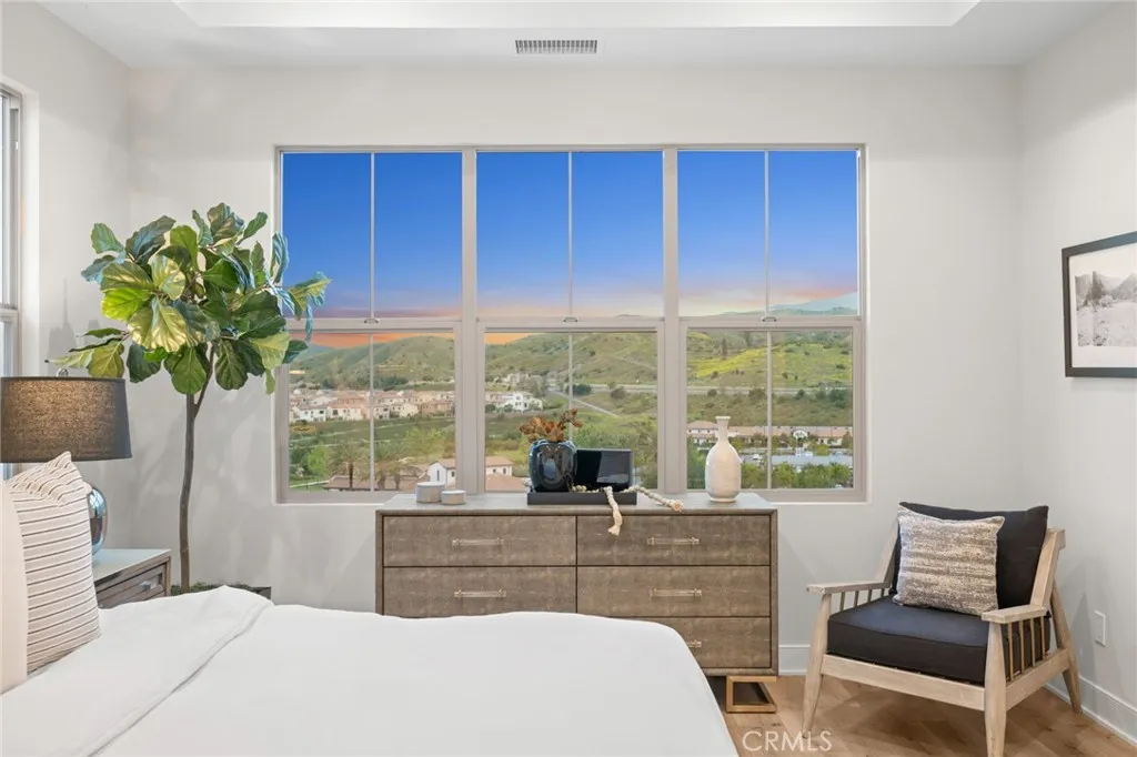 Irvine, California 92618, United States, 3 Bedrooms Bedrooms, ,3 BathroomsBathrooms,Residential,Active,5700