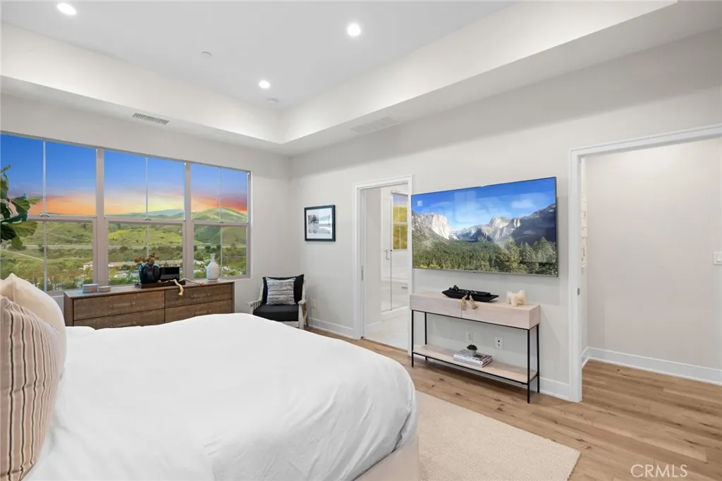 Irvine, California 92618, United States, 3 Bedrooms Bedrooms, ,3 BathroomsBathrooms,Residential,Active,5700