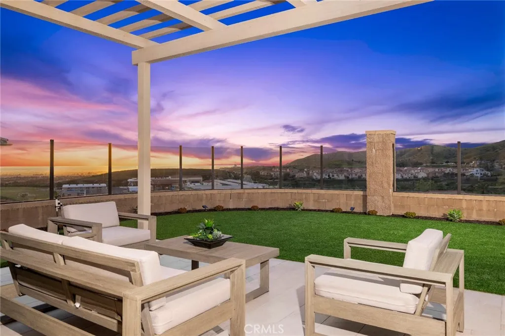 Irvine, California 92618, United States, 3 Bedrooms Bedrooms, ,3 BathroomsBathrooms,Residential,Active,5700