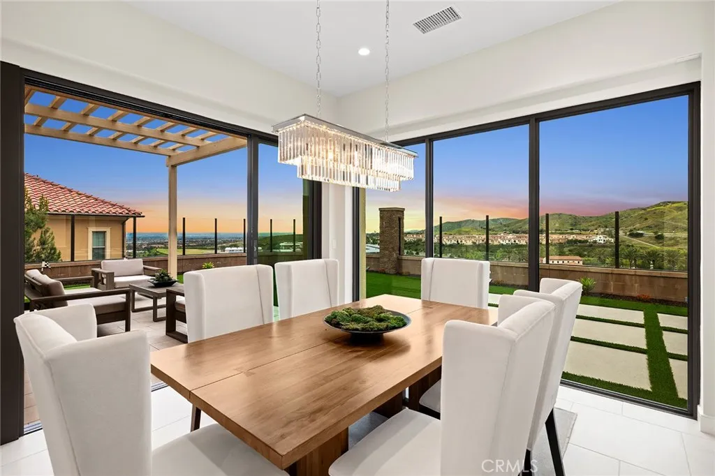 Irvine, California 92618, United States, 3 Bedrooms Bedrooms, ,3 BathroomsBathrooms,Residential,Active,5700