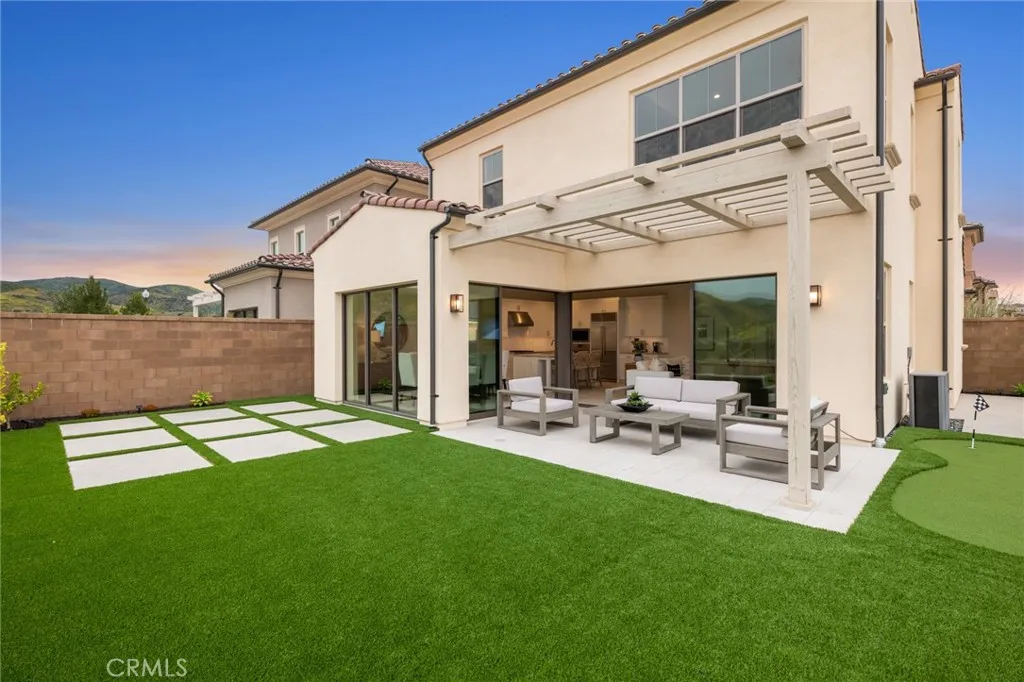 Irvine, California 92618, United States, 3 Bedrooms Bedrooms, ,3 BathroomsBathrooms,Residential,Active,5700