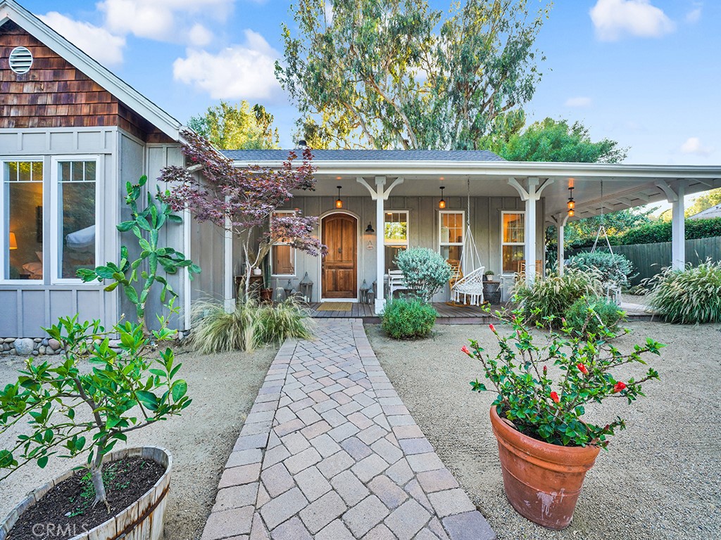 Los Rios Historic District (LRHD) - Residential Lease