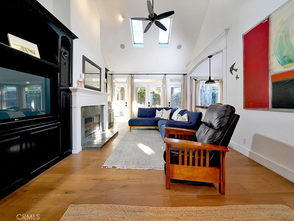 Los Rios Historic District (LRHD) - Residential Lease