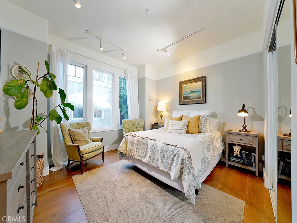 Los Rios Historic District (LRHD) - Residential Lease