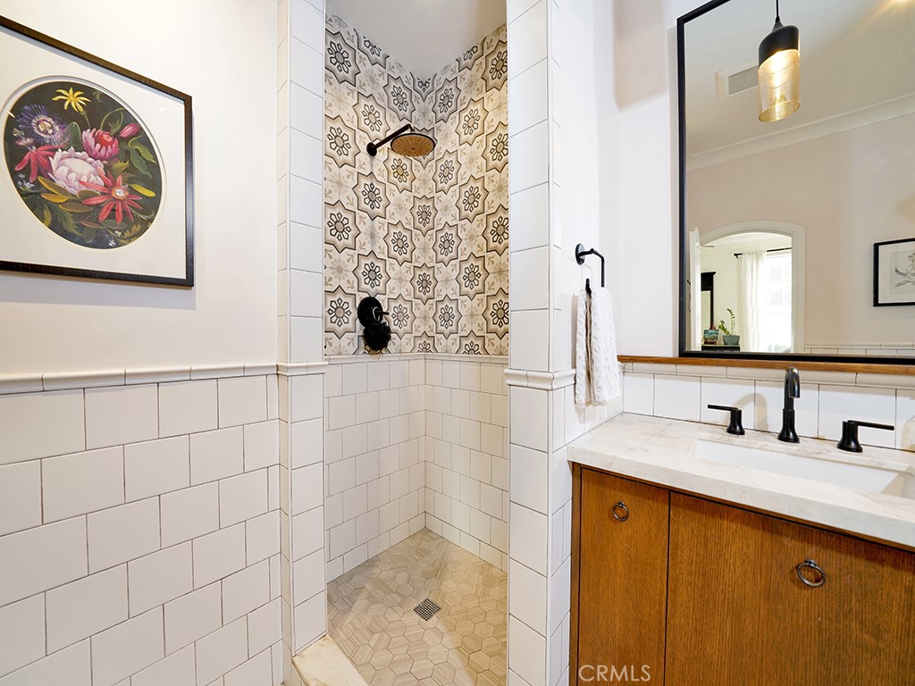 Los Rios Historic District (LRHD) - Residential Lease