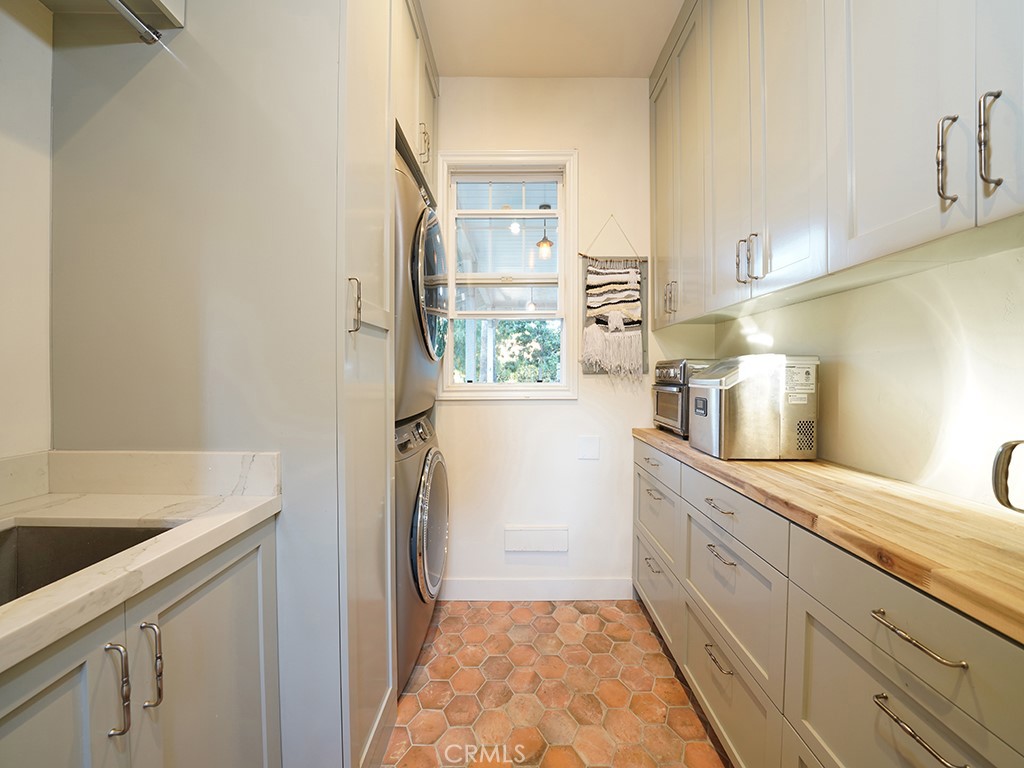 Los Rios Historic District (LRHD) - Residential Lease