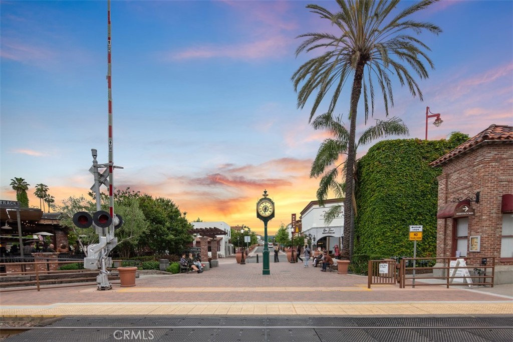 Los Rios Historic District (LRHD) - Residential Lease