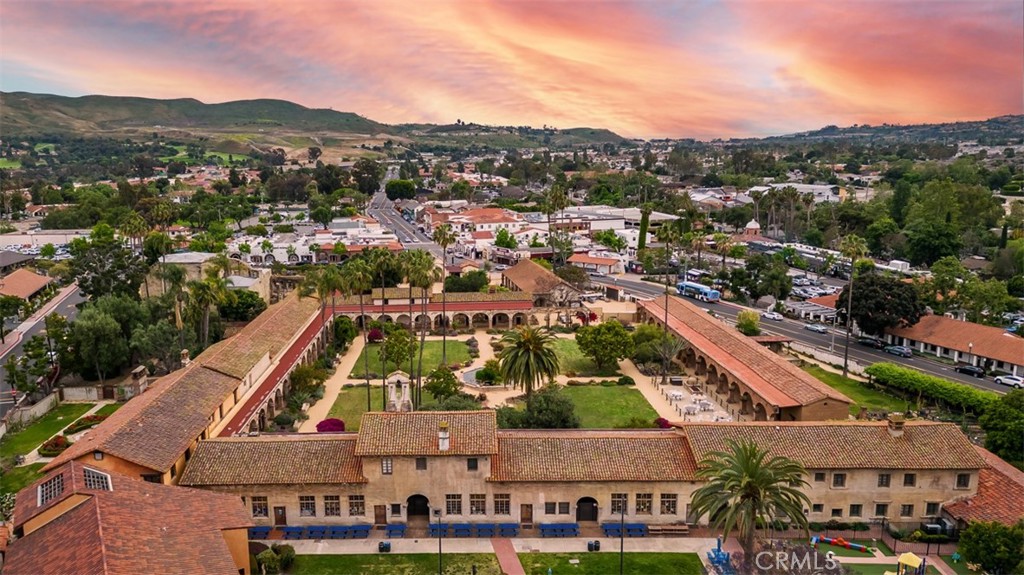 Los Rios Historic District (LRHD) - Residential Lease